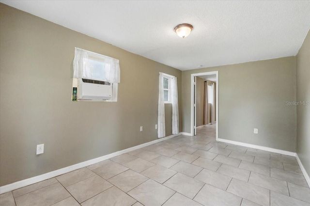 2418 JUNGLE STREET, Lakeland, FL 33801