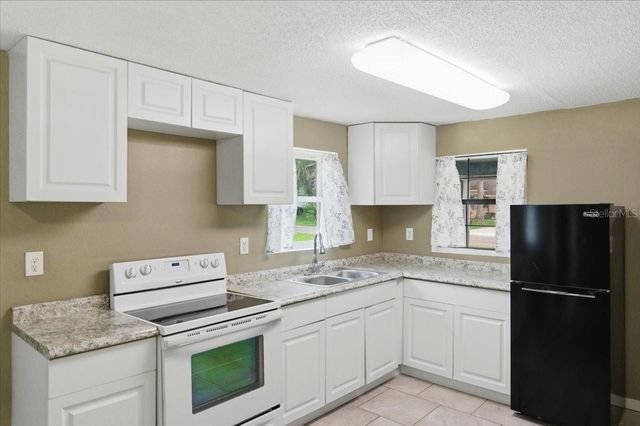 2418 JUNGLE STREET, Lakeland, FL 33801
