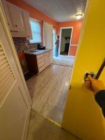 212 Merravay Drive, Florence, KY 41042