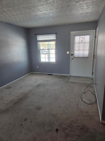 212 Merravay Drive, Florence, KY 41042