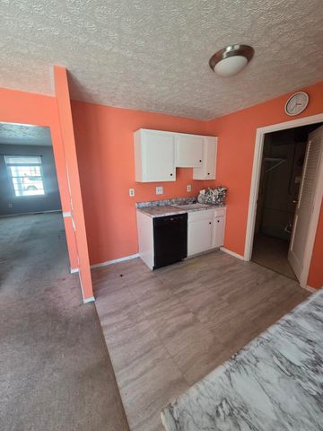 212 Merravay Drive, Florence, KY 41042