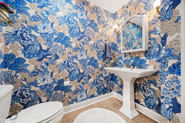 101 Harbor Greene Drive, W405, Bellevue, KY 41073