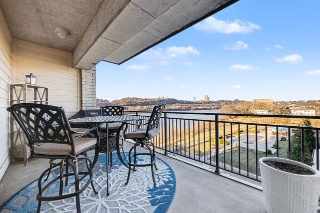 101 Harbor Greene Drive, W405, Bellevue, KY 41073