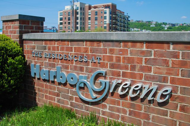101 Harbor Greene Drive, W405, Bellevue, KY 41073