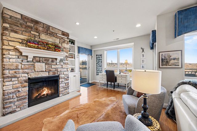 101 Harbor Greene Drive, W405, Bellevue, KY 41073