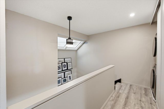 1372 Carling Drive 307, Saint Paul, MN 55108