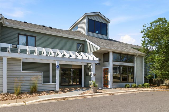 1372 Carling Drive 307, Saint Paul, MN 55108