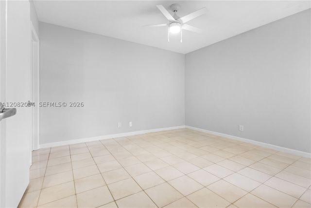 3040 NE 16th Ave 104, Oakland Park, FL 33334