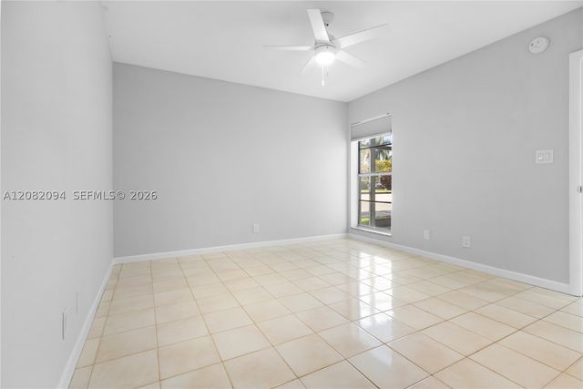 3040 NE 16th Ave 104, Oakland Park, FL 33334