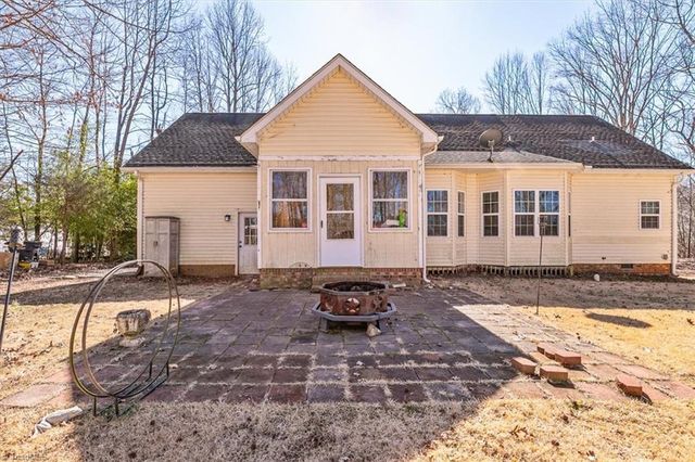 6993 Williams Country Road, Staley, NC 27355