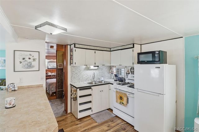 1161 N Beach Park Drive, Inverness, FL 34453