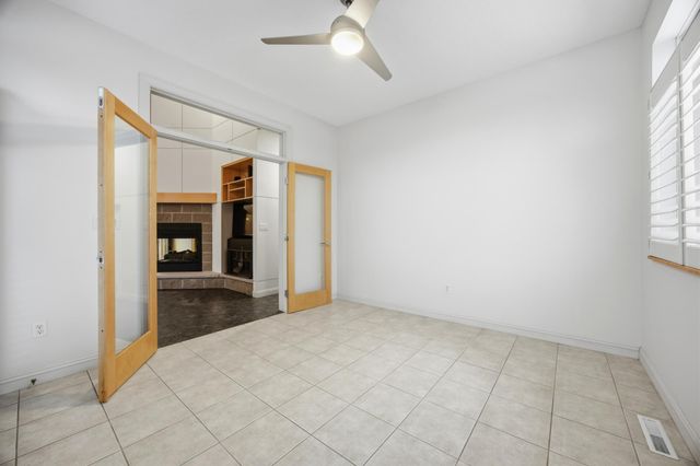 5027 Rose Creek Parkway S, Fargo, ND 58104