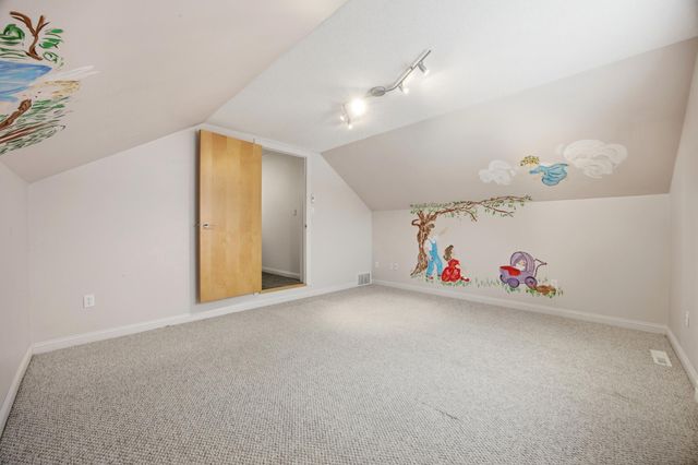 5027 Rose Creek Parkway S, Fargo, ND 58104