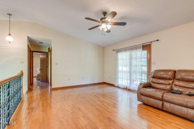 106 Margo Drive, Johnson City, TN 37601