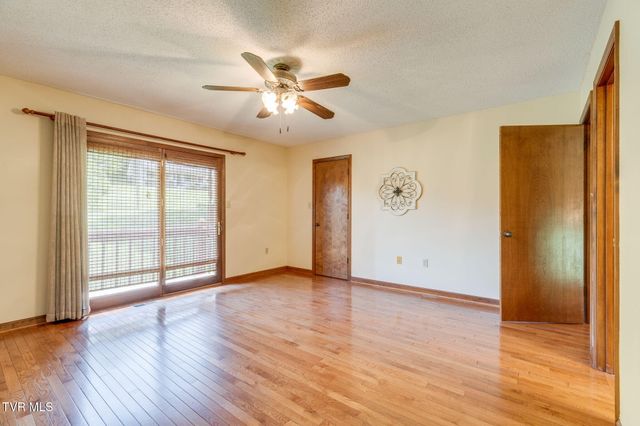 106 Margo Drive, Johnson City, TN 37601