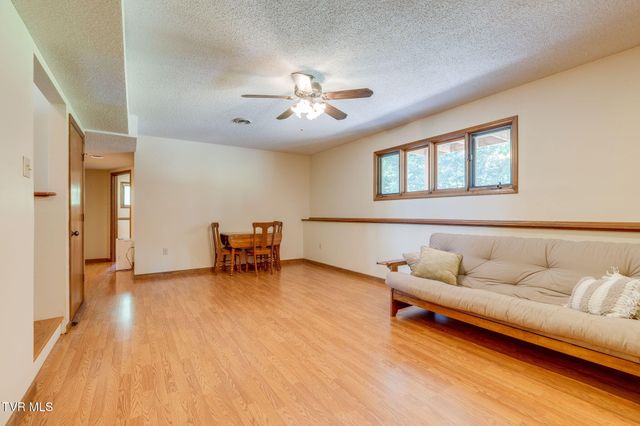 106 Margo Drive, Johnson City, TN 37601