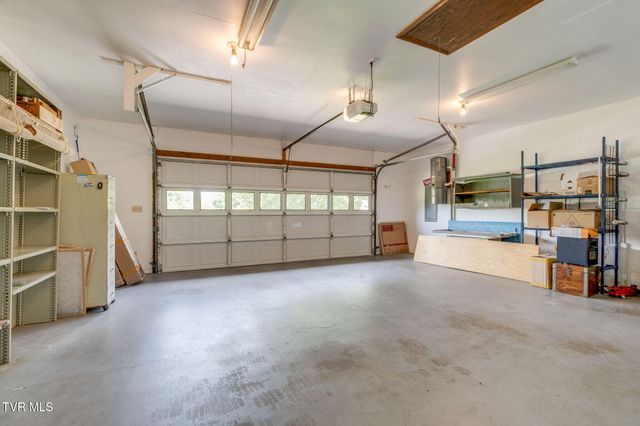 106 Margo Drive, Johnson City, TN 37601