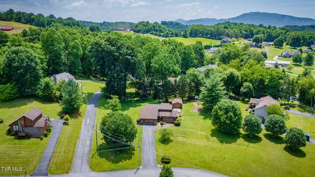 106 Margo Drive, Johnson City, TN 37601