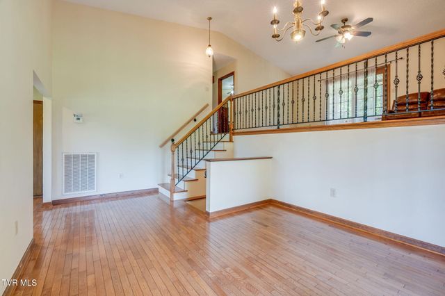 106 Margo Drive, Johnson City, TN 37601