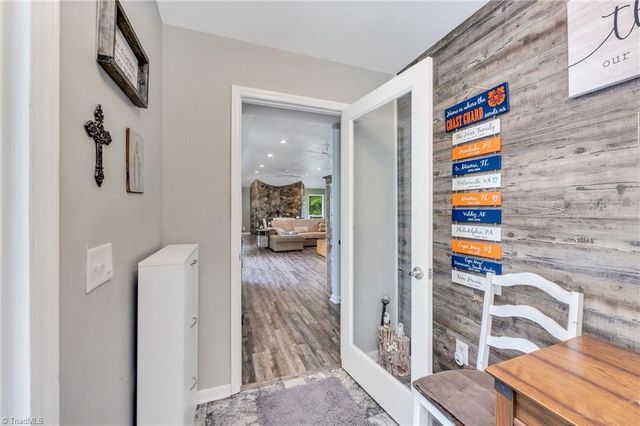 931,935,939 Don Bare Road, Jefferson, NC 28640