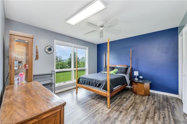 931,935,939 Don Bare Road, Jefferson, NC 28640