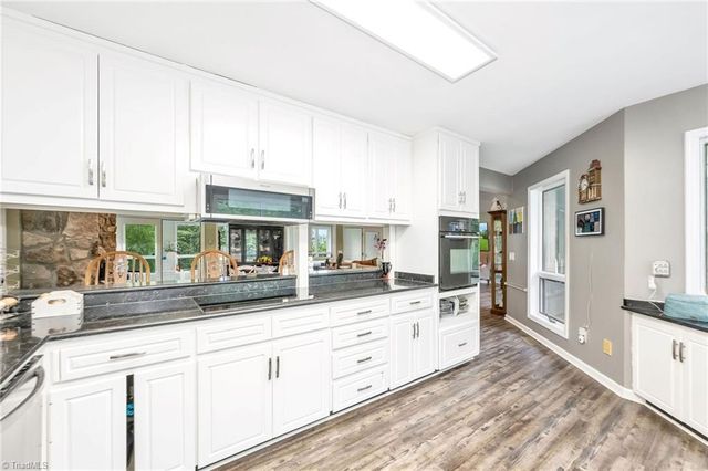 931,935,939 Don Bare Road, Jefferson, NC 28640