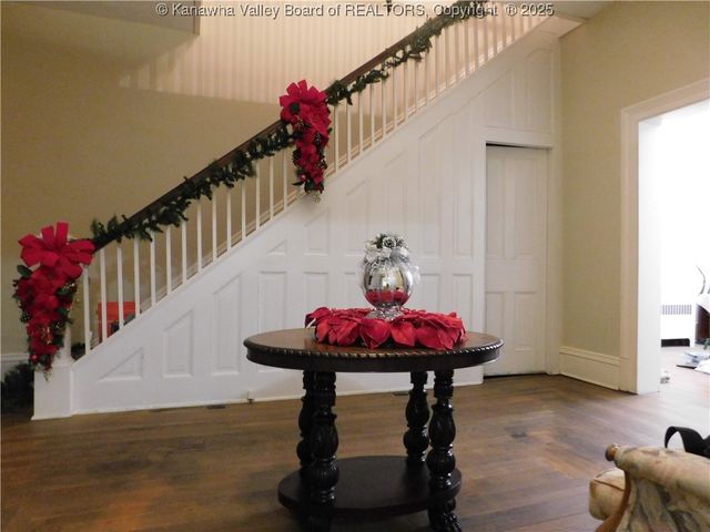 221 Walnut Street, Buffalo, WV 25033