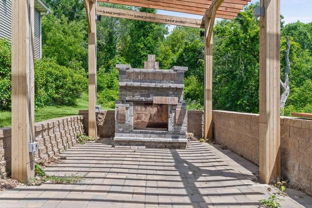 N5076 Wildflower LANE, West Salem, WI 54669