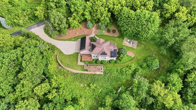 N5076 Wildflower LANE, West Salem, WI 54669