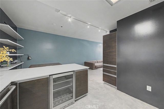11500 Tennessee 103, Los Angeles, CA 90064