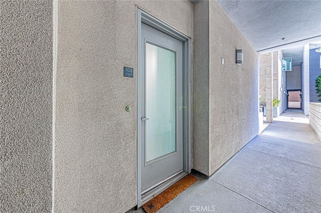 11500 Tennessee 103, Los Angeles, CA 90064