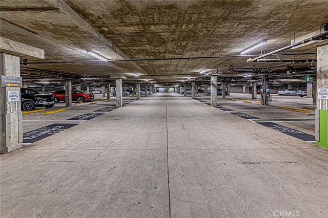 11500 Tennessee 103, Los Angeles, CA 90064
