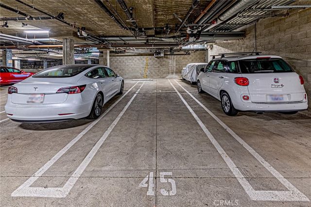 11500 Tennessee 103, Los Angeles, CA 90064