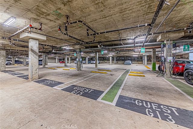 11500 Tennessee 103, Los Angeles, CA 90064