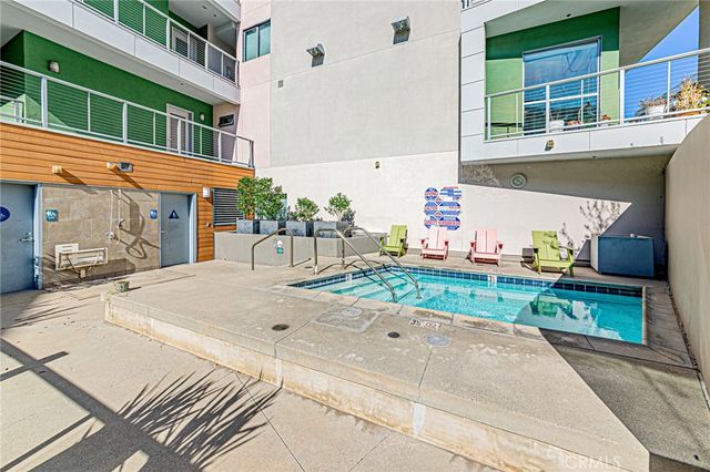 11500 Tennessee 103, Los Angeles, CA 90064