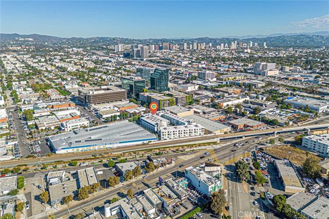 11500 Tennessee 103, Los Angeles, CA 90064