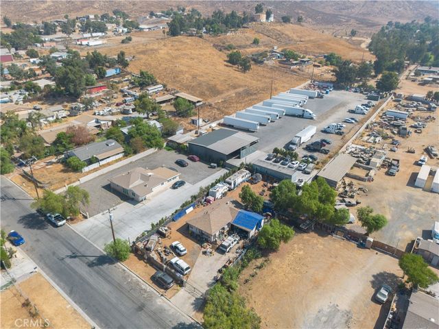 3604 Campbell Street, Jurupa Valley, CA 92509