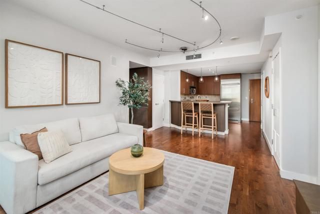 325 7Th Avenue 803, San Diego, CA 92101