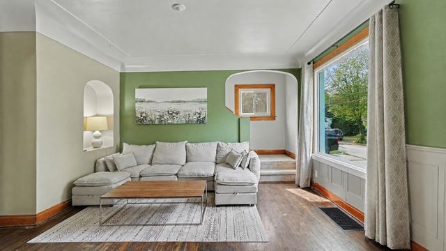400 S Johnson Street, Bay City, MI 48708