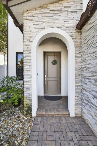 6017 Pine Tree Way, Riviera Beach, FL 33410