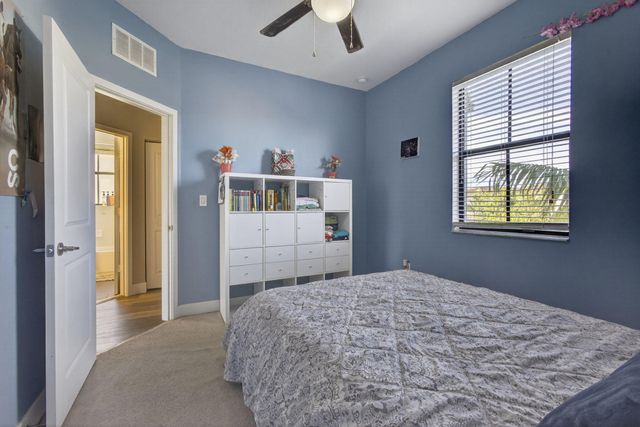 6017 Pine Tree Way, Riviera Beach, FL 33410