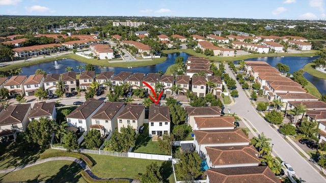 6017 Pine Tree Way, Riviera Beach, FL 33410