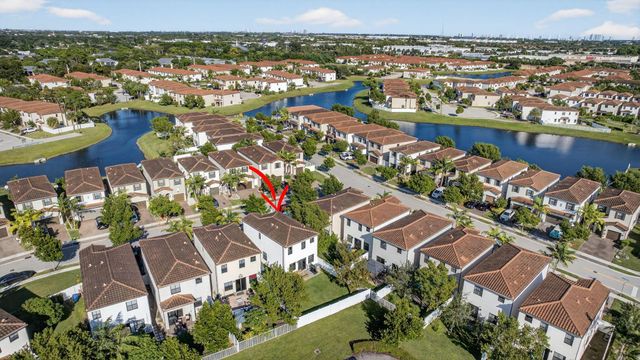 6017 Pine Tree Way, Riviera Beach, FL 33410