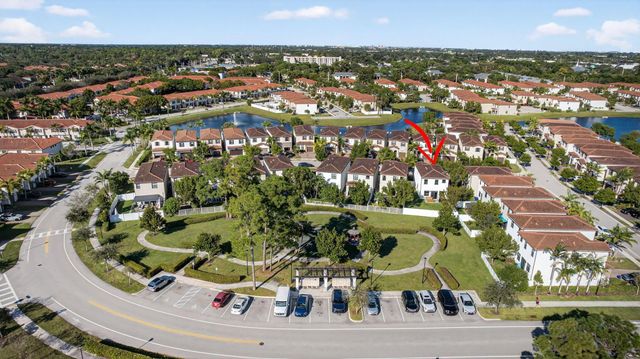 6017 Pine Tree Way, Riviera Beach, FL 33410