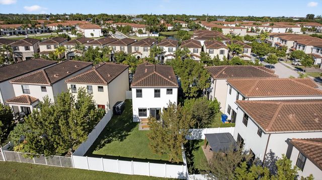 6017 Pine Tree Way, Riviera Beach, FL 33410