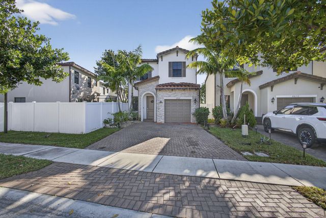 6017 Pine Tree Way, Riviera Beach, FL 33410