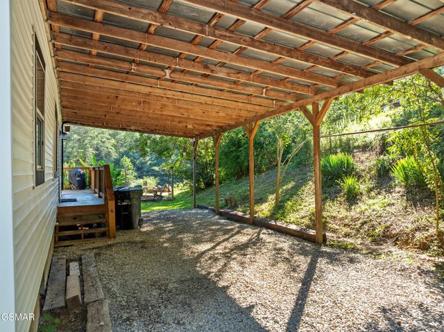 2059 Upper Middle Creek Road, Sevierville, TN 37876