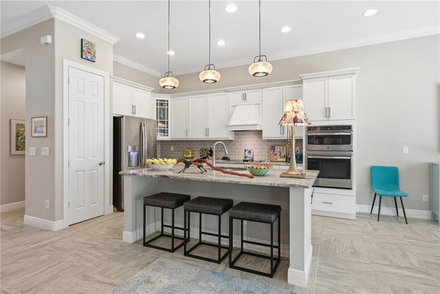 6069 Graysen Square, Vero Beach, FL 32967