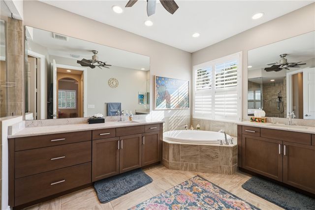 6069 Graysen Square, Vero Beach, FL 32967