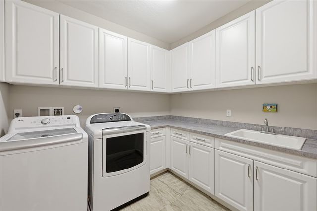 6069 Graysen Square, Vero Beach, FL 32967